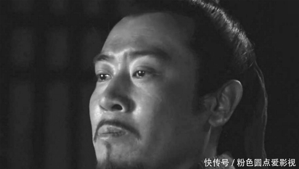 勾结|张松因何受曹操轻视？他又为何能说动刘璋？他勾结刘备的原因是？