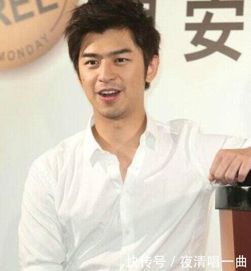 白衬衫|当黄子韬穿上白衬衫,再没有人敢笑他丑了