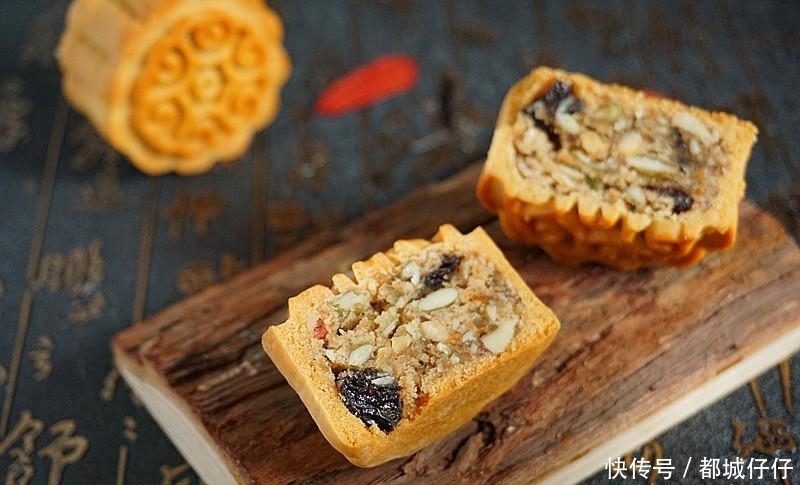 成功|长辈最爱的五仁月饼20多元1块了?自己做简单实惠,谁做谁成功