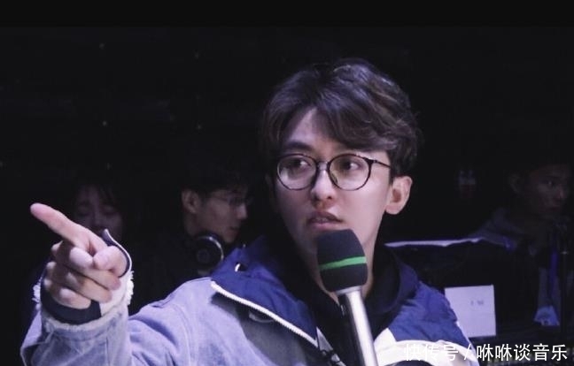 奔跑|还记得《奔跑吧》最帅的导演吗跑男结束后竟变成这样,让人意外