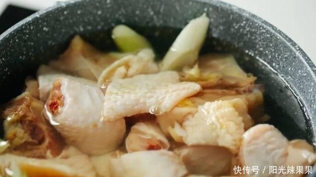  TUT|恐怖故事！网购了全国的酸汤，每天都忍不住多吃一碗饭TUT