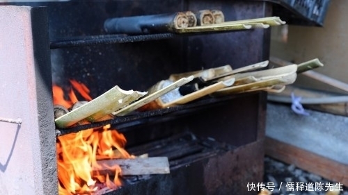 竹筒饭|三个女人自驾游,没有攻略边走边吃,品尝特色美食遭网友吐槽