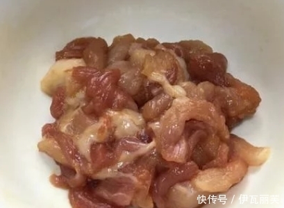 下饭|秋天，这2种青菜一起炒，开胃下饭，营养美味还不贵，老少皆宜