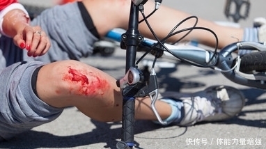  道路交通事故|律说律答：刮蹭隔天报案有效吗