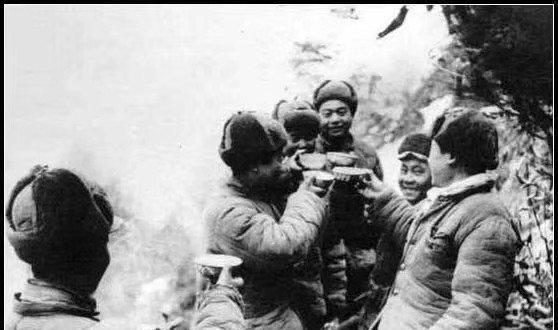 百姓|当年志愿军攻占韩国汉城时，看到韩国百姓的这个做法很不理解