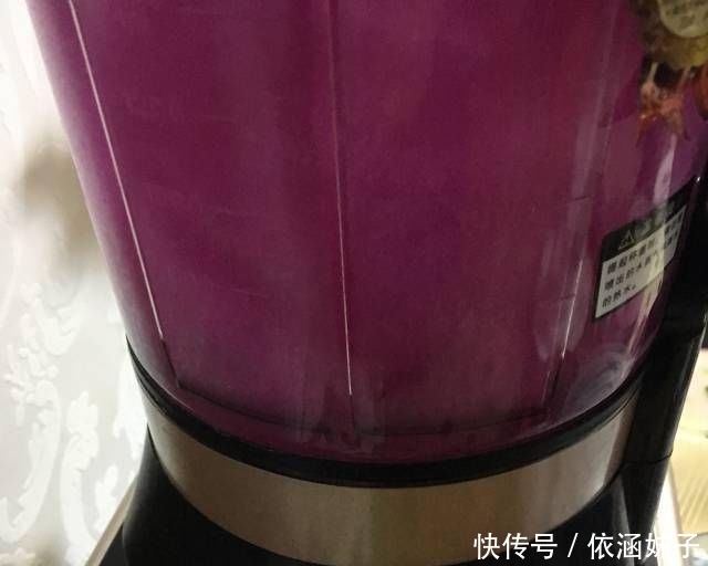 美丽|樱桃小萝卜蜂蜜果汁,美丽的颜色,既醒目又干燥