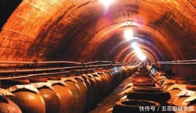 着不同|国内公认“尴尬”的4种酒,外行人瞧不上,内行人成箱买