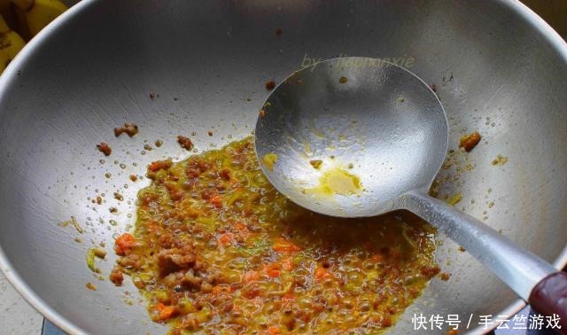 好吃|豆腐不用炒不用煮,放碗里一蒸,比水蒸蛋还爽滑!