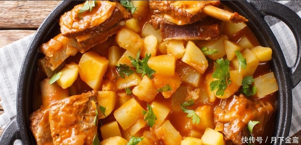 好吃|土豆炖肉的别样做法,简单美味,好吃到爆,我家每周都做
