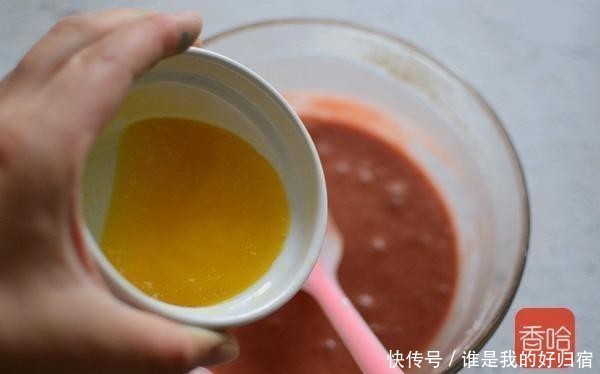 好吃|免打发!零失败的红丝绒玛德琳蛋糕,外脆内软超好吃