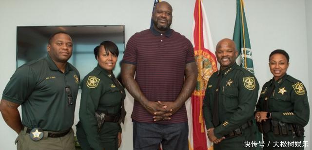  女司机|传奥尼尔热心救助遭遇车祸的女司机，他是被打球耽误的警界精英？