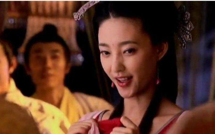 只能|古代没有身份证,为何青楼女子都不敢逃走,只能等人赎身?