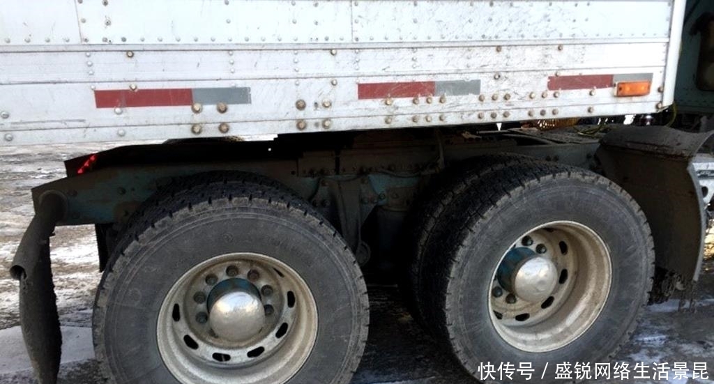  简单|那一天我登上了战斗民族的卡车，简单带您了解俄罗斯卡车司机生活