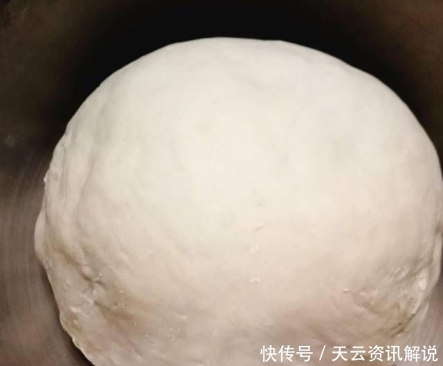 饺子|韭菜猪肉饺蘑菇,又咸又好吃,香又不腻,一口都吃不完