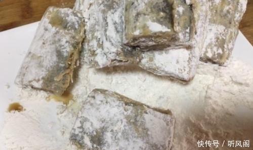 冷冻|烹饪带鱼,去腥时别只加盐!大厨说多加一样东西,鱼肉鲜嫩没腥味