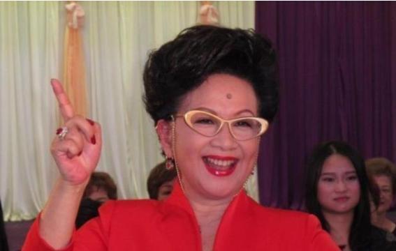  复合|被老公抛弃险自杀，为养3个儿女咬牙复出，成名后前夫要求复合