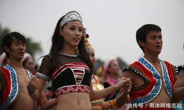 明星|这个少数民族美女很多, 个个都天生长得像明星