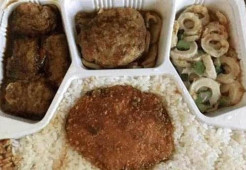 来非常|高铁上的土豪盒饭,每一口都是钱啊,网友贫穷限制想象