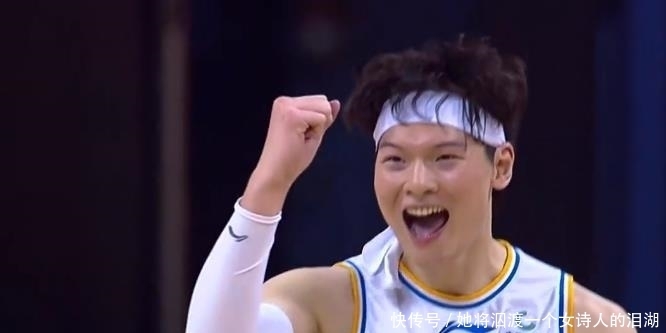 新疆队|22+26!数据很美,关键时刻却靠不住,这就是大家批评周琦的原因