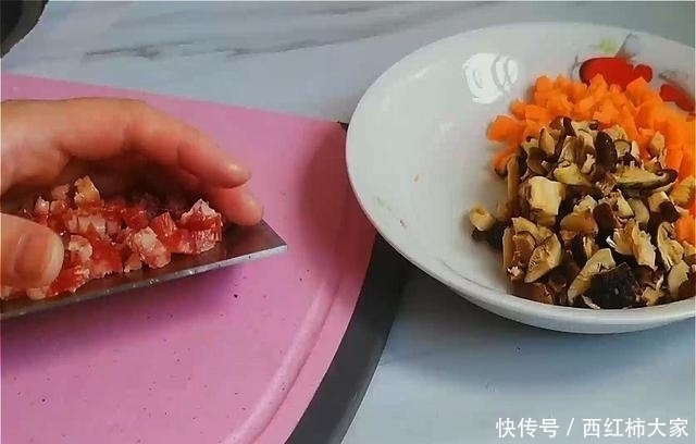  咸香|糯米别总用来包粽子，教你好吃做法，咸香软糯，鲜香料足真解馋