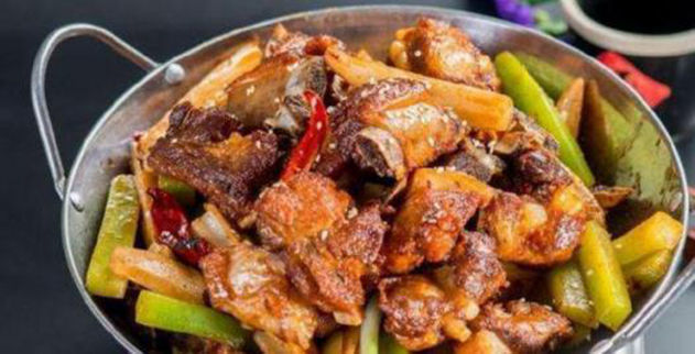  金针菇|美味实惠的几道家常菜，鲜香入味，美味营养简单，家人吃的开心