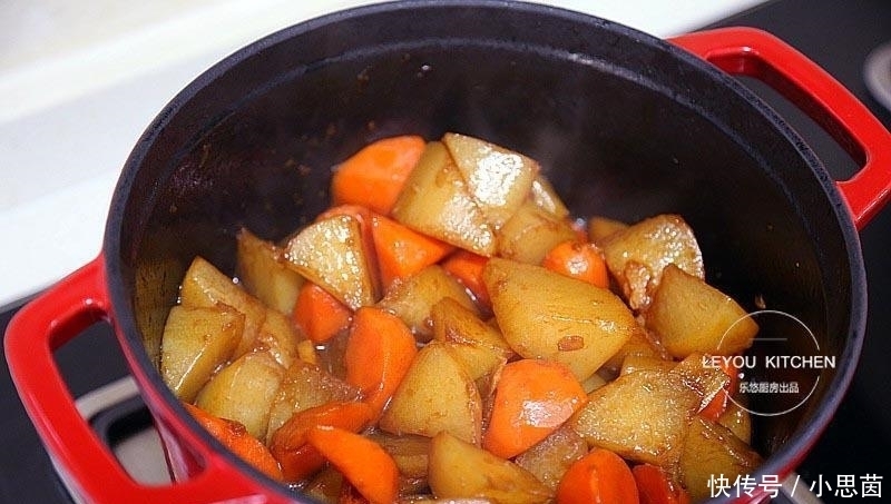 比肉|比肉还香的一道素菜, 炖一锅不到5块钱, 秋冬季节吃最好