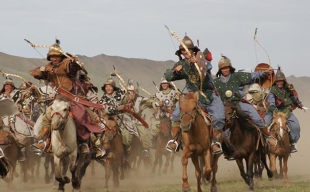 中原|为什么落后的满人、蒙古人能攻下中原王朝，先进的日本却做不到？