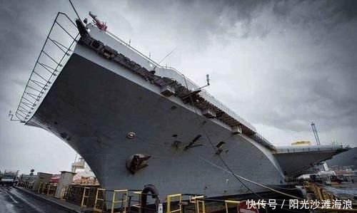 油漆|为何航母要定期返厂清理?船底一大坨海鲜让人垂涎三尺,然而专家却泼了冷水