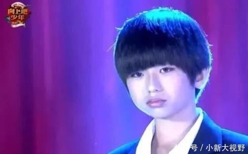 八年|混迹娱乐圈八年,老天却不赏饭吃?决赛称王的刘雨昕,靠什么逆袭