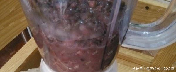 自制|婆婆自制“红豆沙”,做法简单3步搞定,做出来的豆沙香浓不发黑