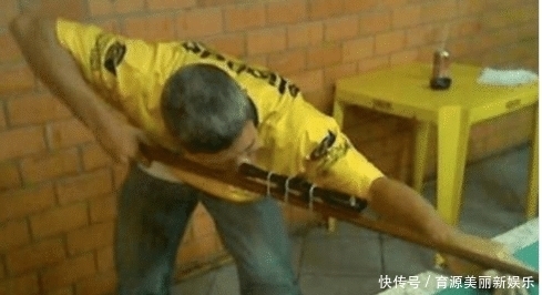 评论|“为啥高级宾馆的浴缸有那么多扶手？”哈哈哈哈哈评论也太坏了