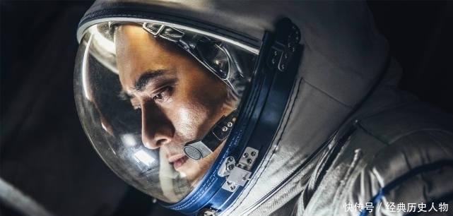 康复中心|演员陈龙现身康复中心制作假肢,背后真相竟是……