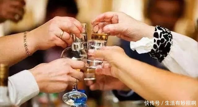 爱喝|茅台太贵,低端酒不想喝没面子这5款廉价酒,八个领导七个爱喝