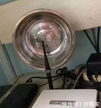 段子|搞笑段子:哈哈,这是简易版的信号放大器么,看上去很实用哦