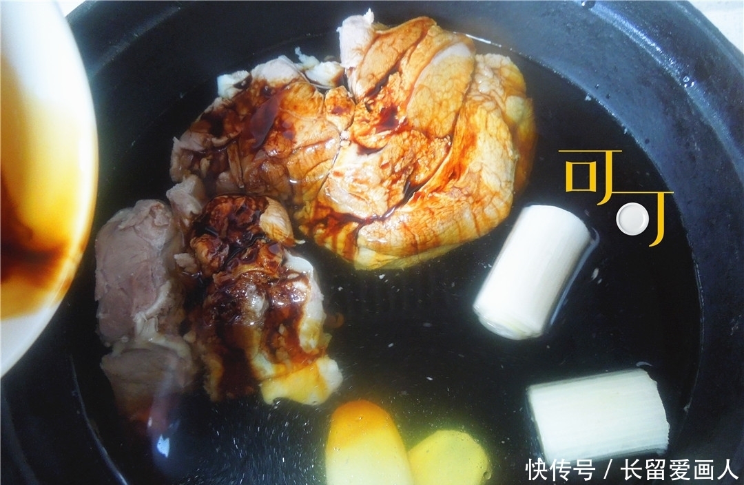 步骤|肉香满溢的蹄髈烧法,笋干和木耳更受欢迎,炖一锅一家人吃两餐