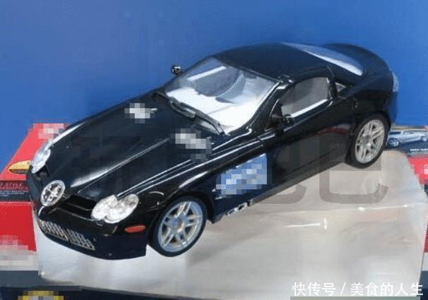  节电池|女子花20万网购奔驰, 收到货后感觉很怪, 女子： 车子能装4节电池