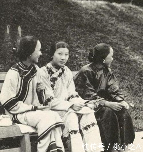 惩罚|清朝老照片:老爷用棍惩罚貌美妻子,图三女子美貌不输现代女明星
