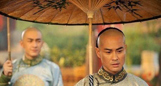 喉咙|这个皇子是卡在康熙帝喉咙的一根刺，最终因为两只老鹰被拔除