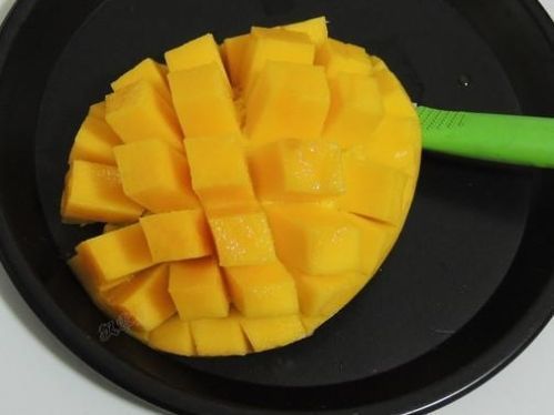 冰沙|一个芒果，两杯奶，美味冰沙，口感绵软比冰淇淋好吃，随吃随做