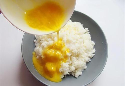  炒饭|做蛋炒饭，有人先炒饭，有人先炒蛋？都错了，这才是正确打开方式