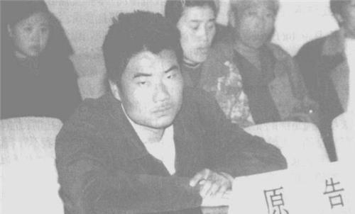 告上|江苏小伙救下溺水少女，拒绝女孩报恩，1年后为何将她告上法庭？