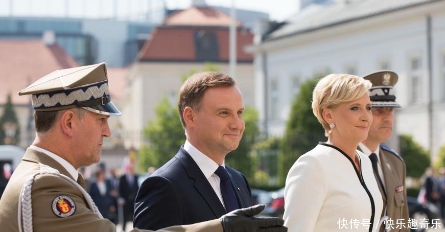 出炉|第二轮总统大选投票结果出炉,总统之位收入囊中,民众:并不意外