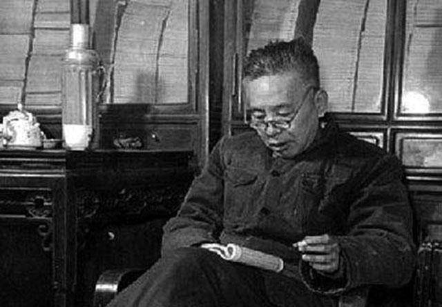 搓麻|张恨水:搓麻将之余,用笔养活30口人,买下大宅还助弟妹成家立业