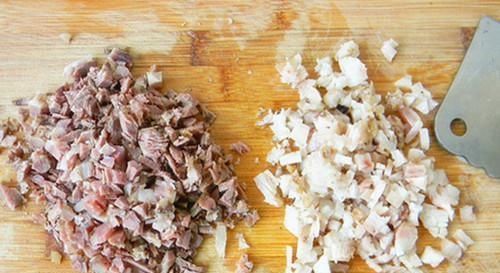 包子|小吃店不外传的酱肉包秘诀，外皮松软，香而不腻，早餐再不吃油条