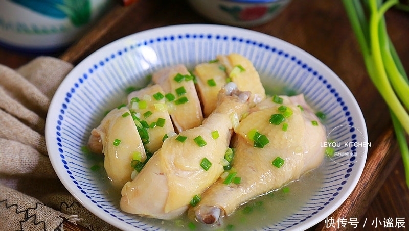 鸡肉|蒸出来的美味，又鲜又嫩的鸡腿吃法，一滴油没放，清淡有滋味