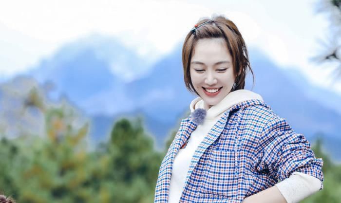 陈乔恩|陈乔恩离开了山,趁机扔下了橘子。谁会关注姜妍的细节?《暖心》