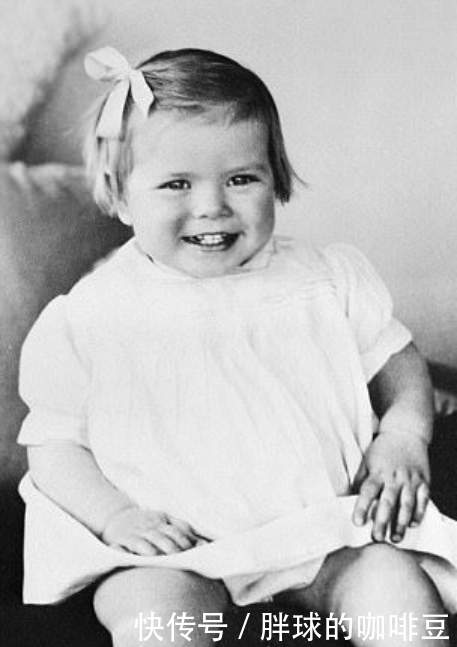  珠宝|从奥斯卡影后到摩纳哥王妃，童话中的珠宝和现实里的格蕾丝·凯莉