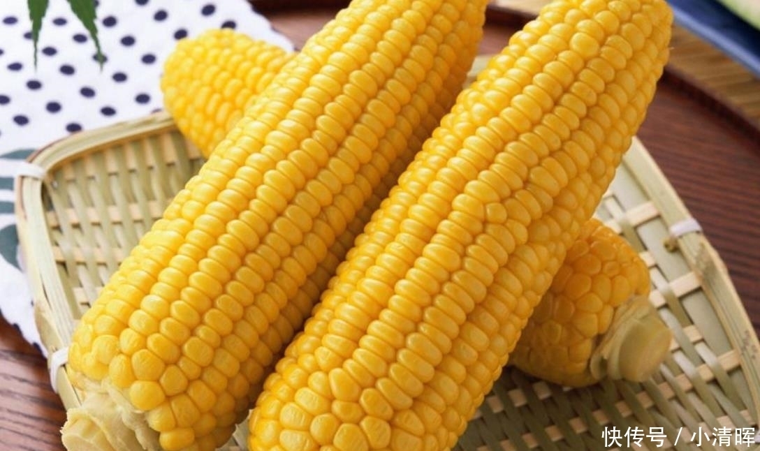 玉米|玉米生着冻还是煮熟冻?这才是正确做法,放上一年都不干瘪很新鲜