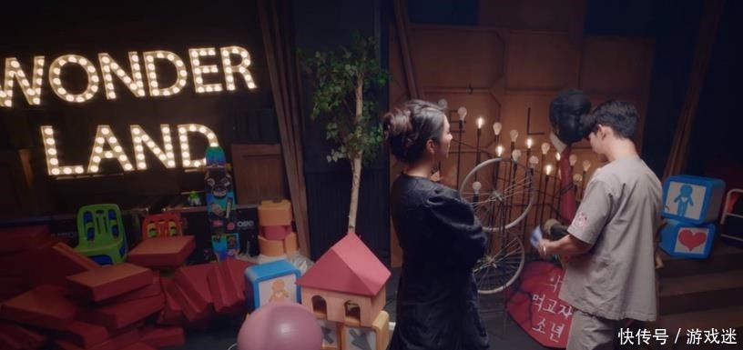 彩蛋细节解|《精神病》结局前解析!钢太闯进童话,儿时文英杀的是变种蝴蝶