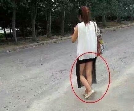 美女|美女,你的裤子里面怎么还会亮,好有新意呀,请问在哪里买的?